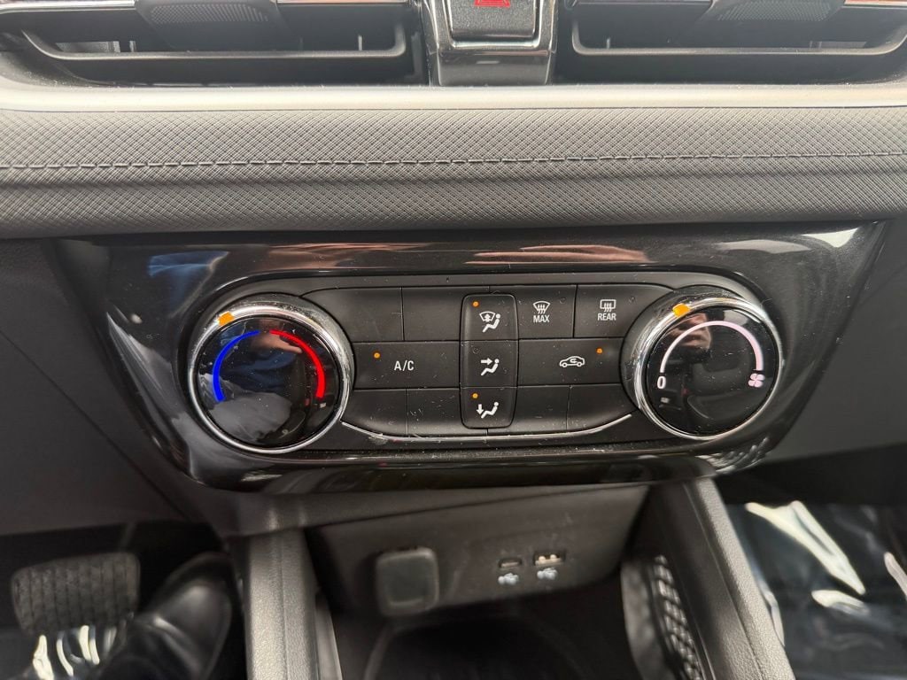2025 Chevrolet Trailblazer LT - Photo 13