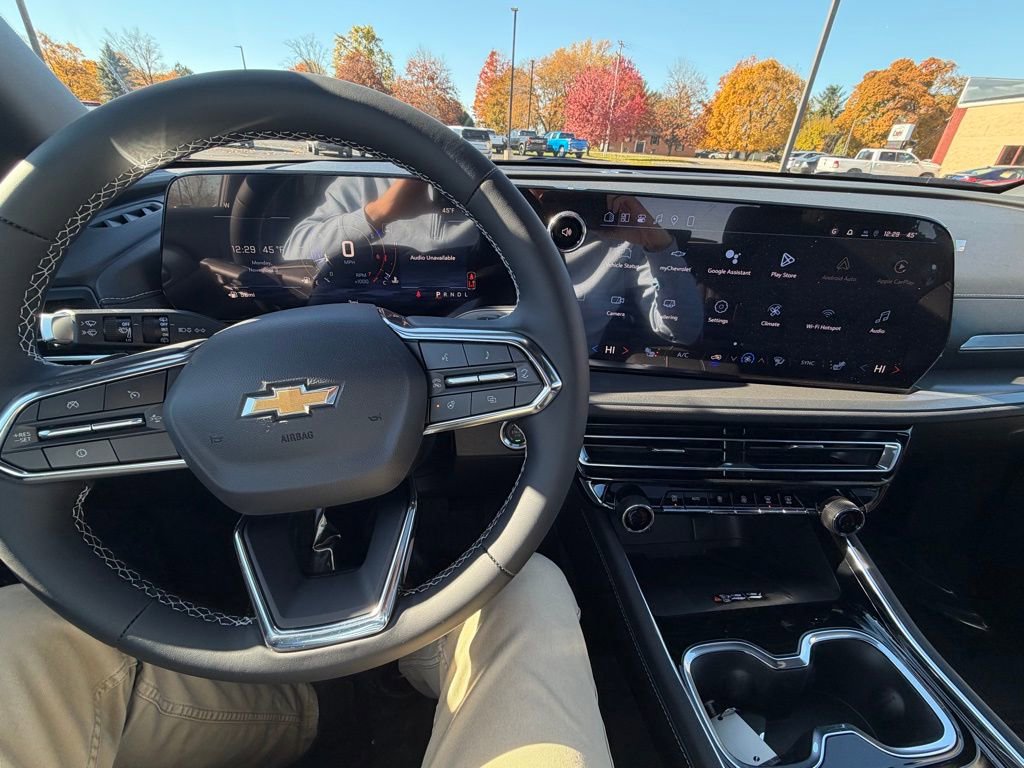 2026 Chevrolet Traverse LT - Photo 10