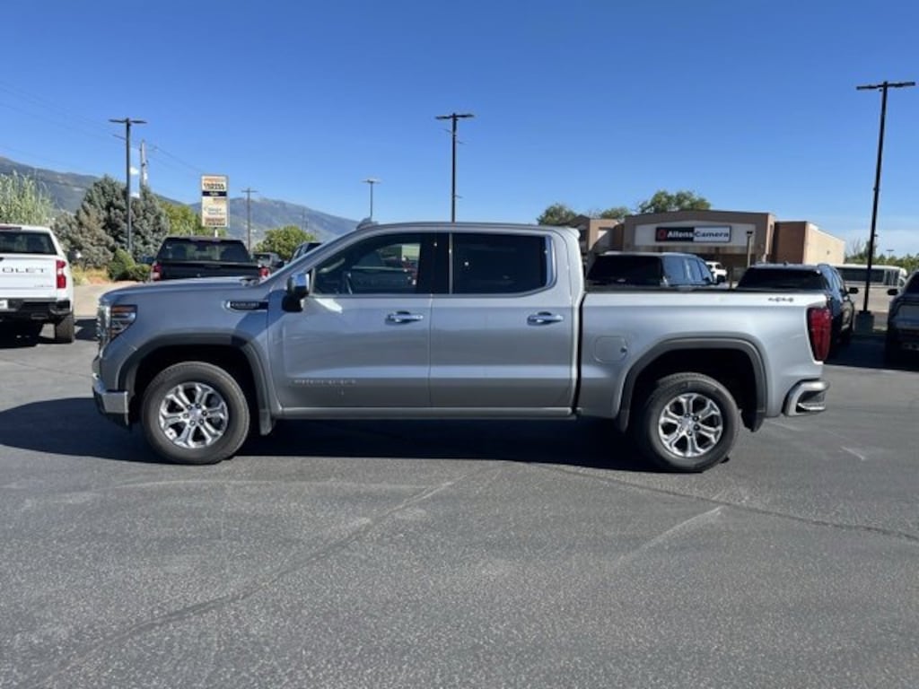 Used 2025 GMC Sierra 1500 SLT Truck