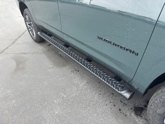 2026 Chevrolet Suburban Z71 - Photo 11