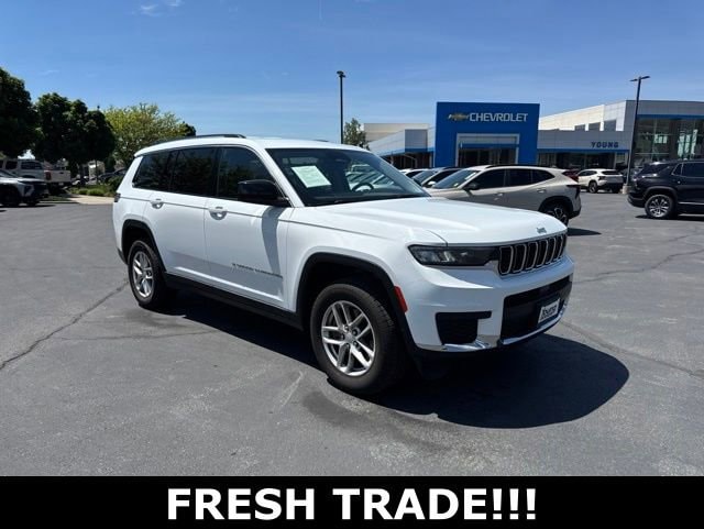 2023 Jeep Grand Cherokee L Laredo 4x4's photo