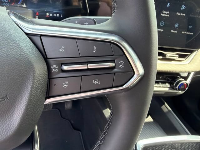 2027 Chevrolet Equinox LT - Photo 21