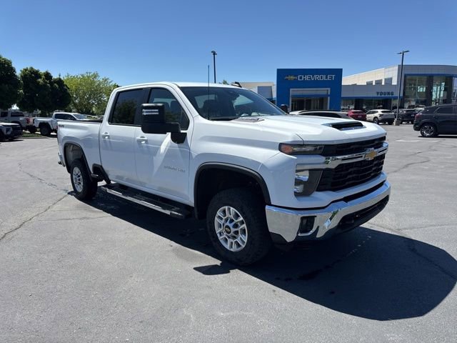 2025 Chevrolet Silverado HD LT 4WD Crew Cab Standard Box's photo