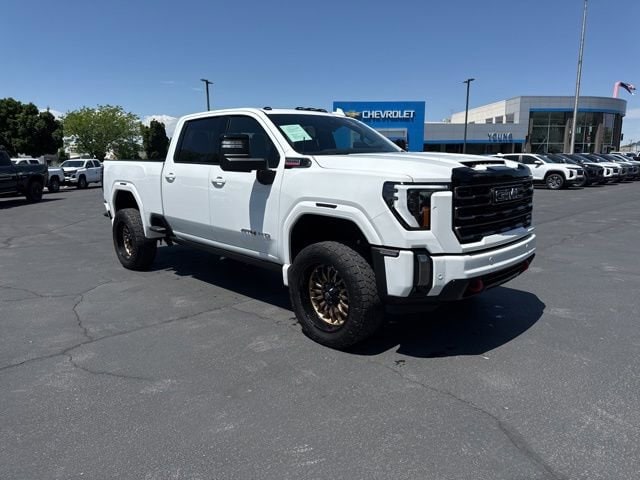 2024 GMC Sierra AT4 4WD Crew Cab Standard Box SRW's photo