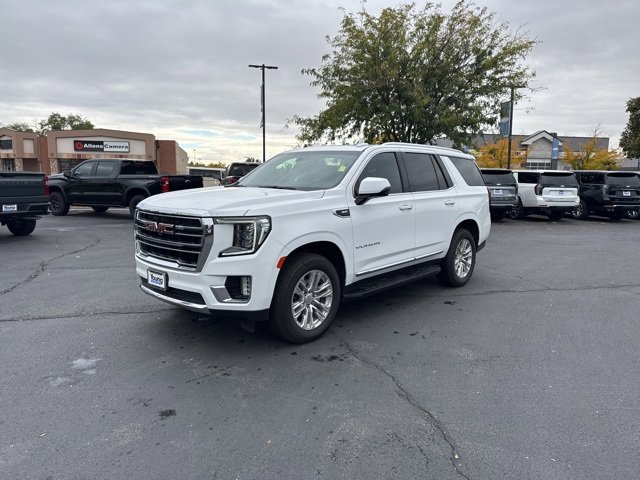 2022 Gmc Yukon SLT photo 2