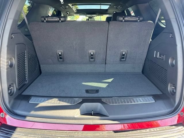 2026 Chevrolet Tahoe Z71 - Photo 12