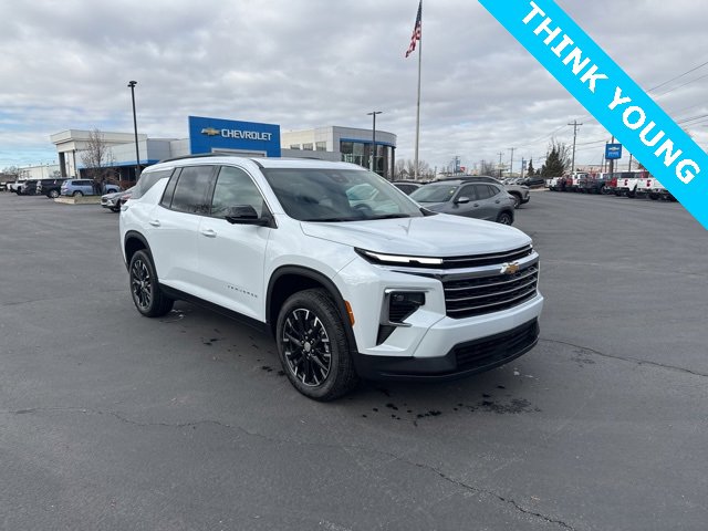 2026 Chevrolet Traverse LT's photo