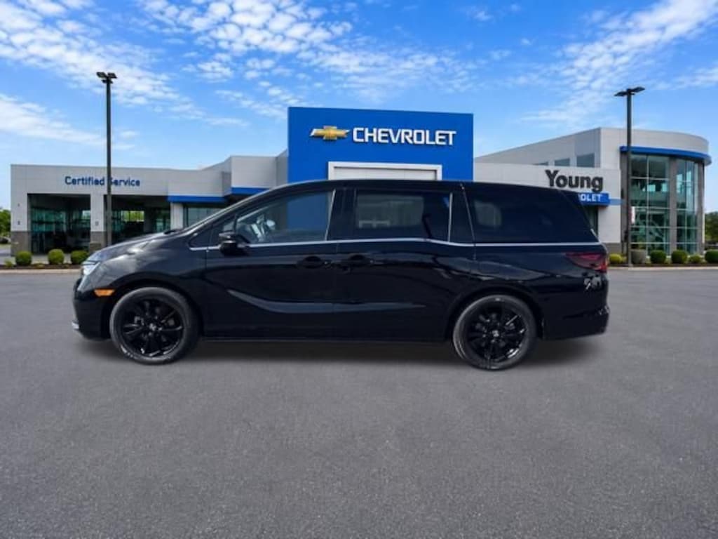 Used 2023 Honda Odyssey Sport Minivan