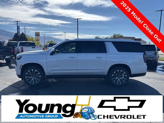 2025 Chevrolet Suburban High Country photo 4
