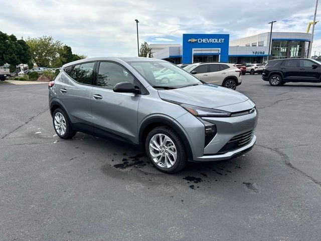 2027 Chevrolet Bolt EV LT Auto's photo