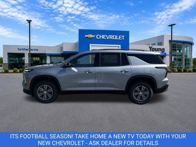 2027 Chevrolet Traverse LT - Photo 4