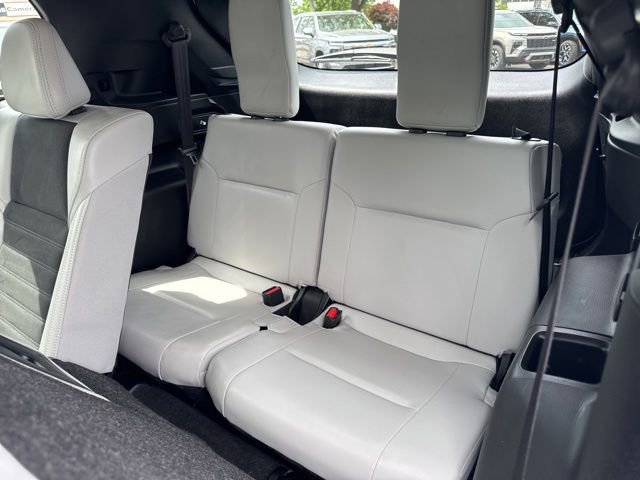 2025 Mitsubishi Outlander SE - Photo 15