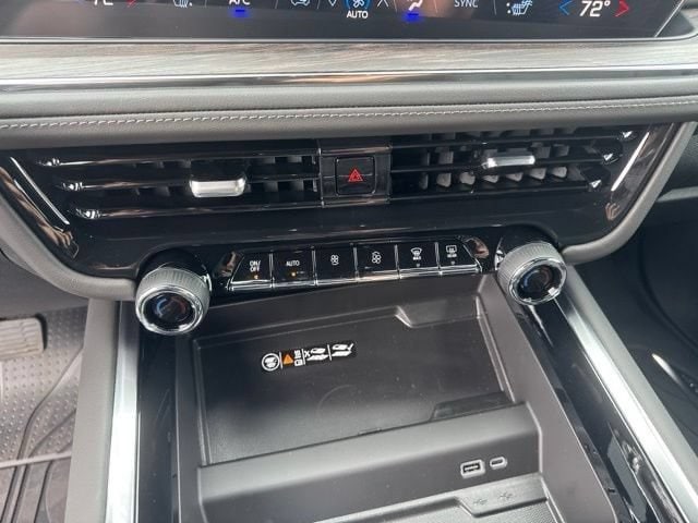 2026 Chevrolet Suburban Z71 - Photo 29