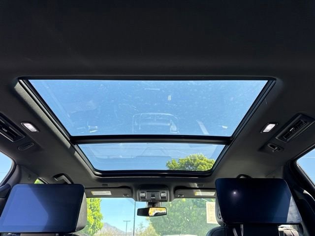 2021 Chevrolet Tahoe Z71 - Photo 16
