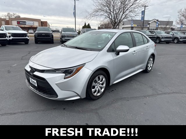 Used 2024 Toyota Corolla LE with VIN 5YFB4MDE6RP120852 for sale in Northfield, Minnesota