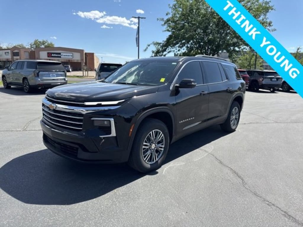 New 2025 Chevrolet Traverse LT SUV