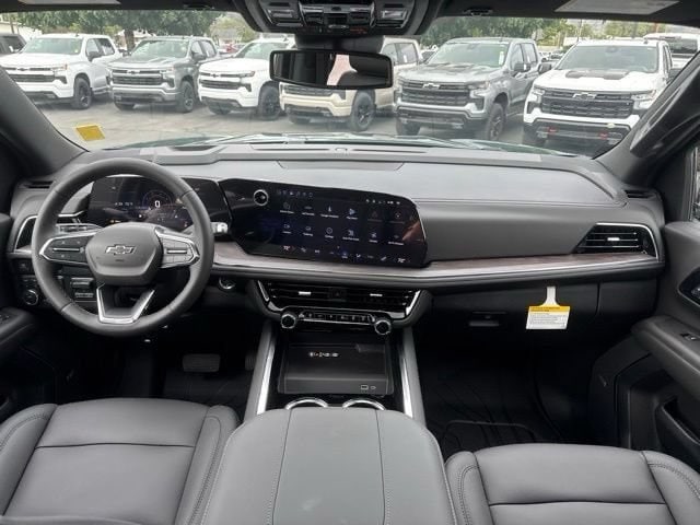 2026 Chevrolet Suburban Z71 - Photo 15