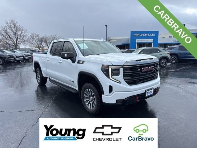 2023 GMC Sierra 4WD Crew Cab Short Box AT4's photo