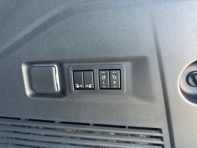 2026 Chevrolet Tahoe Z71 - Photo 13
