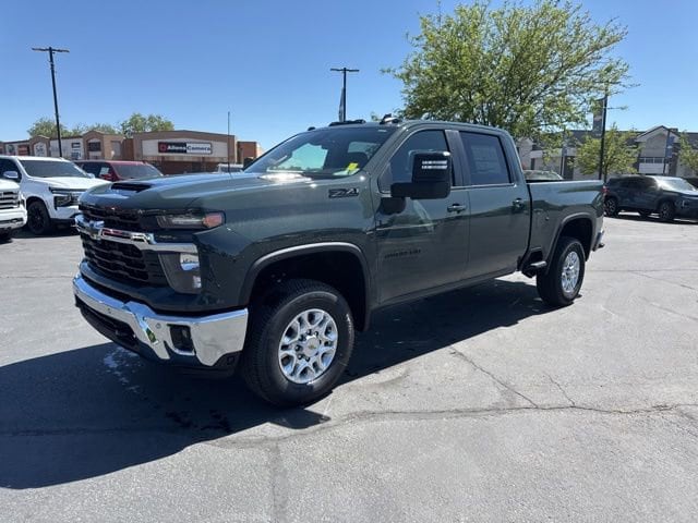 2026 Chevrolet Silverado 3500 HD LT - Photo 3