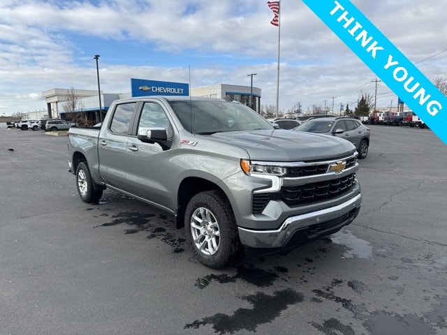 2026 Chevrolet Silverado LT's photo