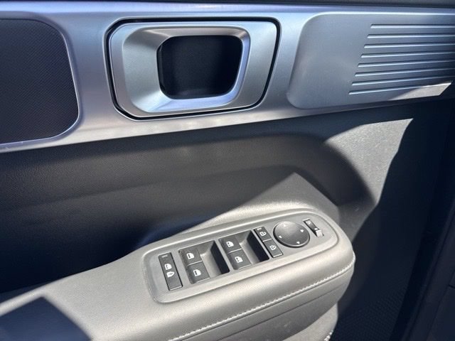 2025 Hyundai Santa Fe SEL - Photo 22