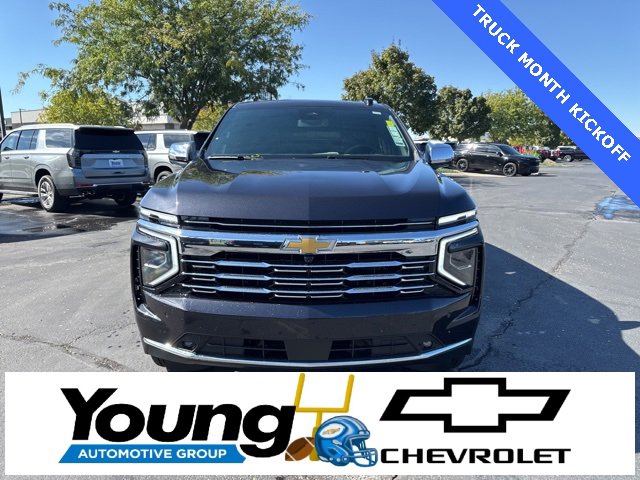 2026 Chevrolet Suburban Premier photo 2