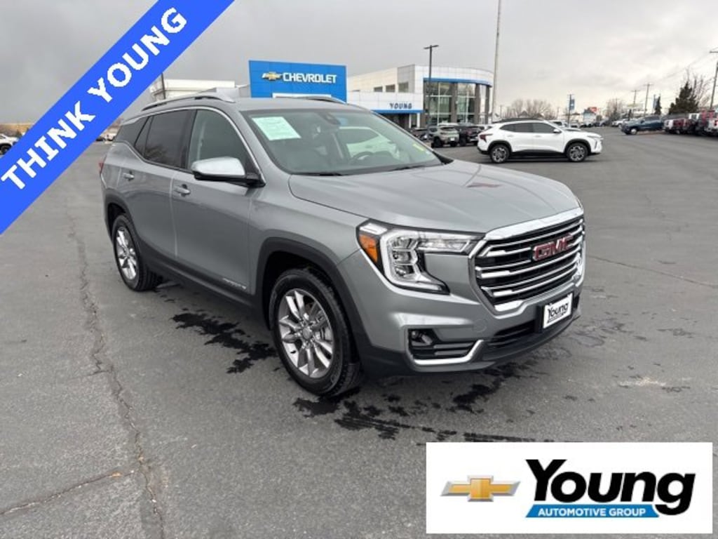 Used 2024 GMC Terrain SLT SUV