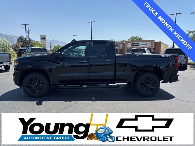 2026 Chevrolet Silverado 1500 Custom photo 2