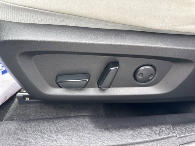 2025 Mitsubishi Outlander SE - Photo 16
