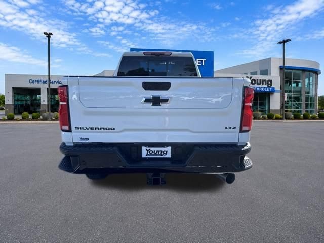 2026 Chevrolet Silverado 3500HD LTZ - Photo 7