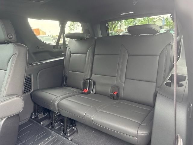2026 Chevrolet Suburban Z71 - Photo 19