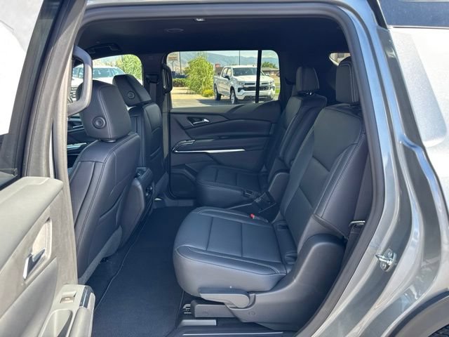 2027 Chevrolet Traverse LT - Photo 15