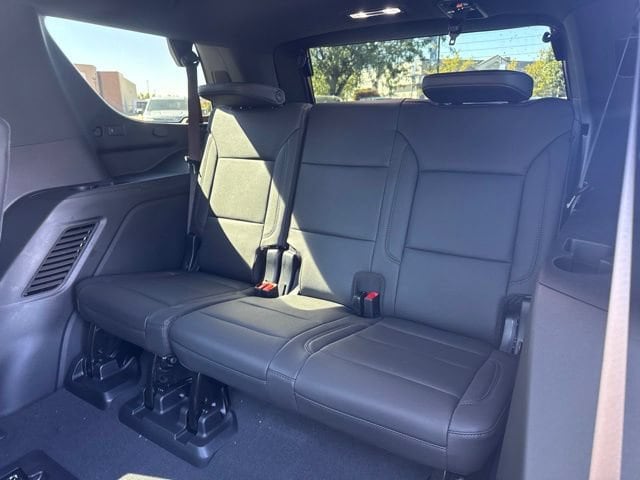 2026 Chevrolet Tahoe Z71 - Photo 17