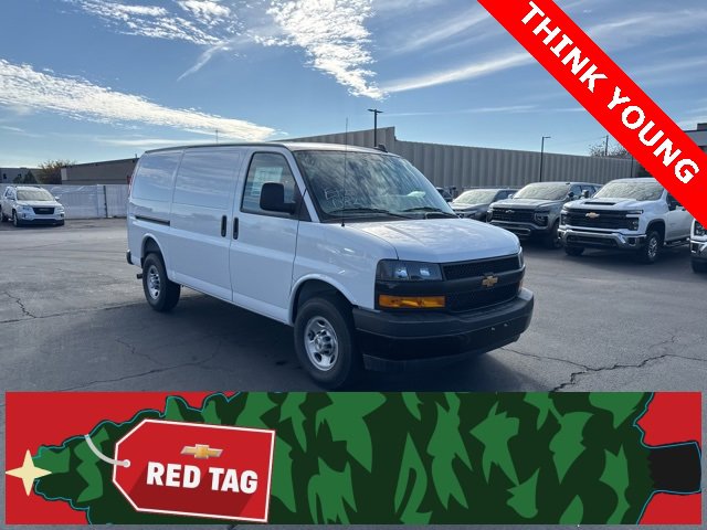 2025 Chevrolet Express Cargo Work Van's photo