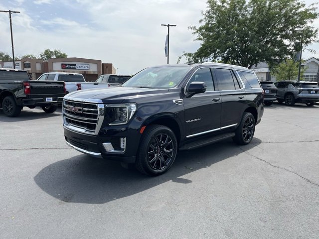 2024 Gmc Yukon SLT photo 2