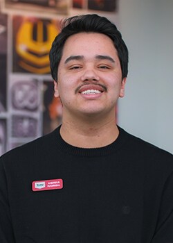 Staff member Andreus Madrigal from ID_011d83a939c1