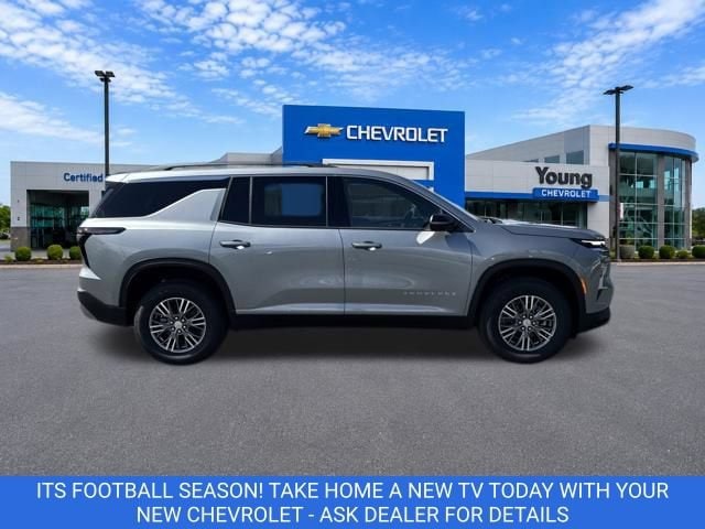 2027 Chevrolet Traverse LT - Photo 8