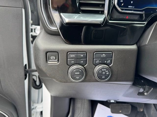 2025 Chevrolet Silverado 2500HD LT - Photo 18