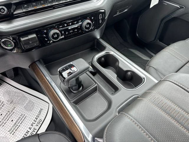 2026 Chevrolet Silverado 1500 High Country - Photo 15