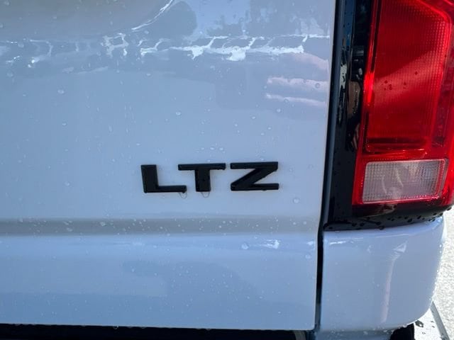 2026 Chevrolet Silverado 3500HD LTZ - Photo 15