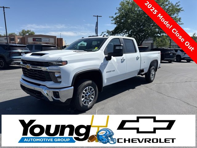 2025 Chevrolet Silverado 2500HD LT photo 3