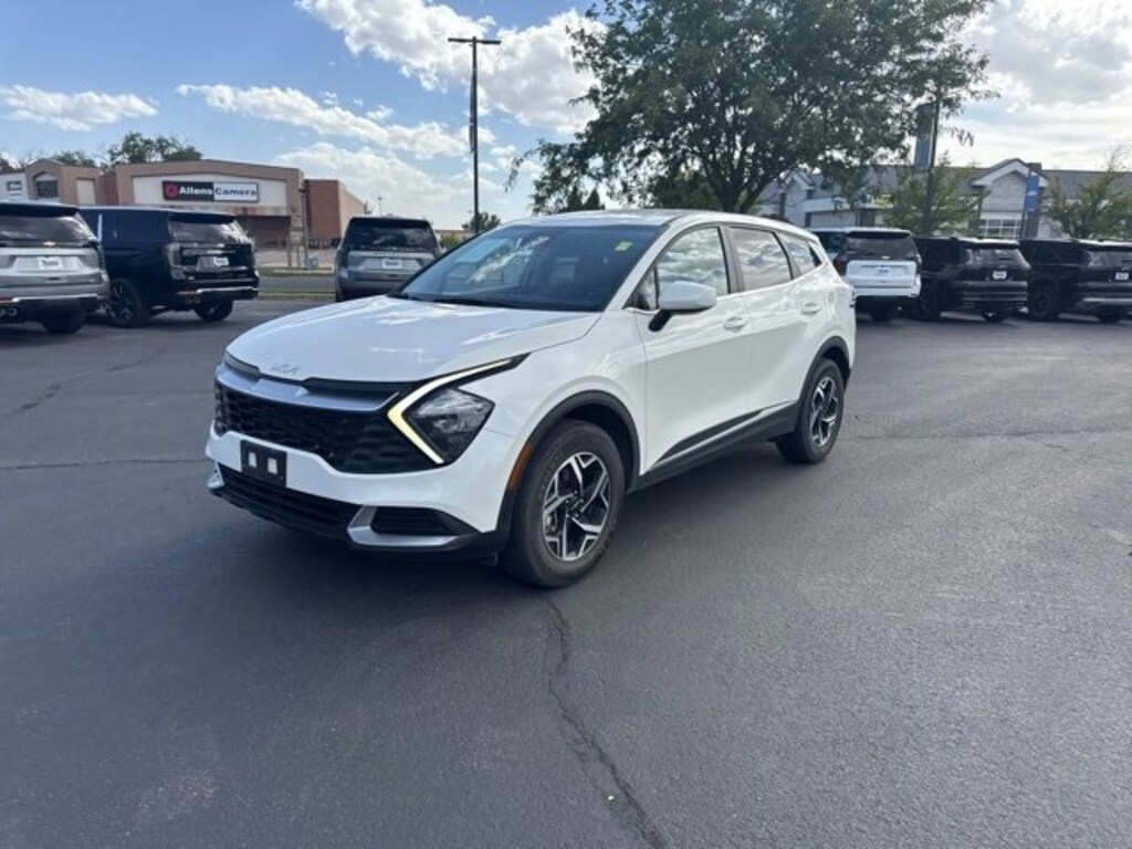 Used 2023 Kia Sportage LX