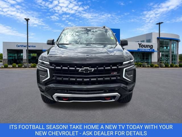 2026 Chevrolet Tahoe Z71 - Photo 2