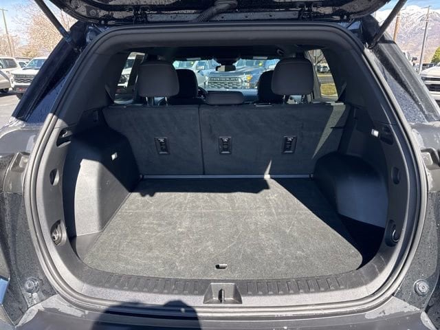 2025 Chevrolet Equinox LT - Photo 11