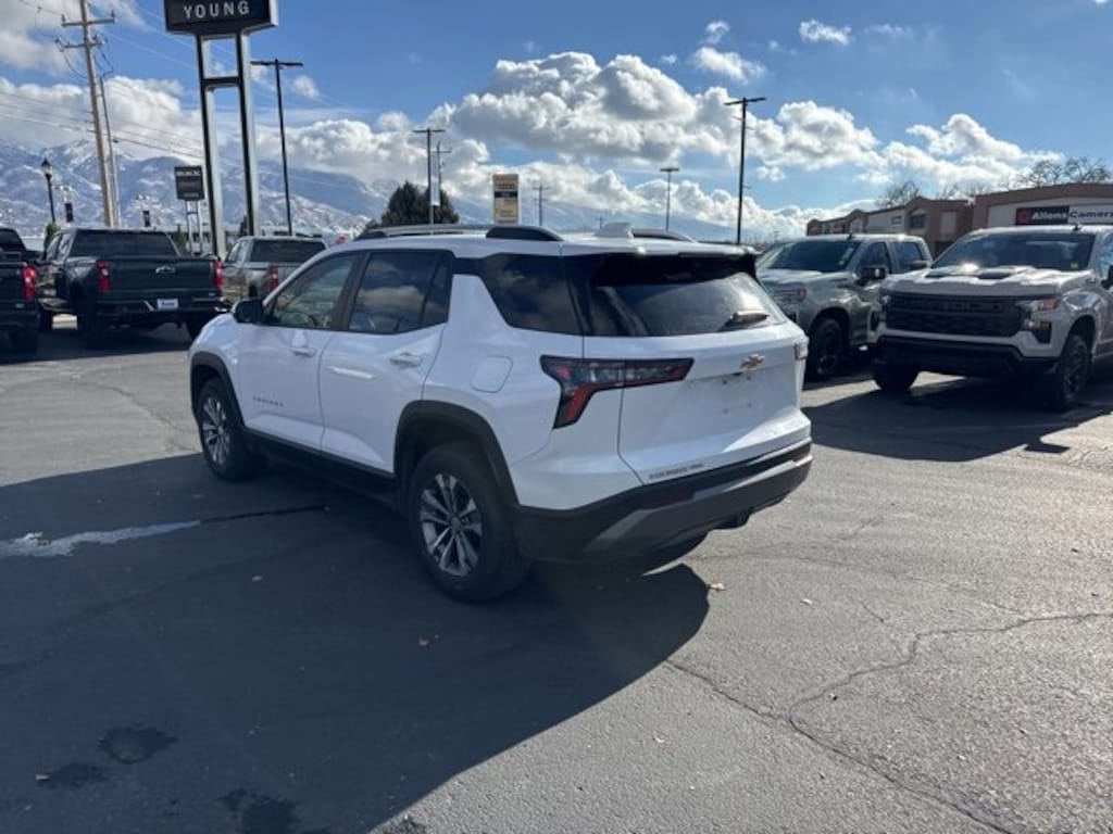 Used 2025 Chevrolet Equinox LT SUV