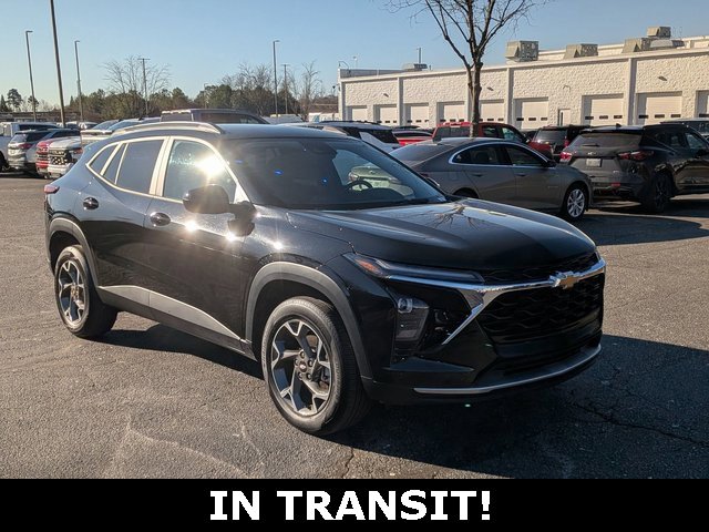 2025 Chevrolet Trax LT's photo