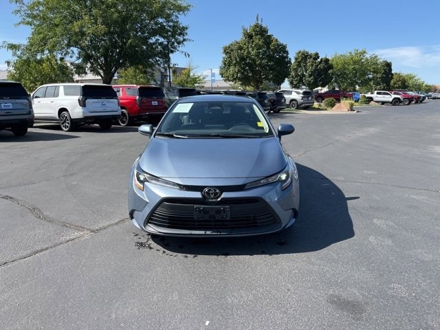Used 2023 Toyota Corolla LE with VIN 5YFB4MDE2PP055768 for sale in Northfield, Minnesota