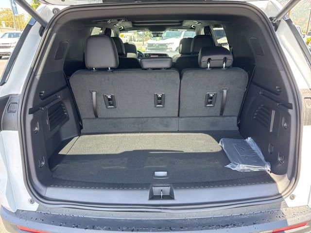 2026 Chevrolet Traverse LT - Photo 10