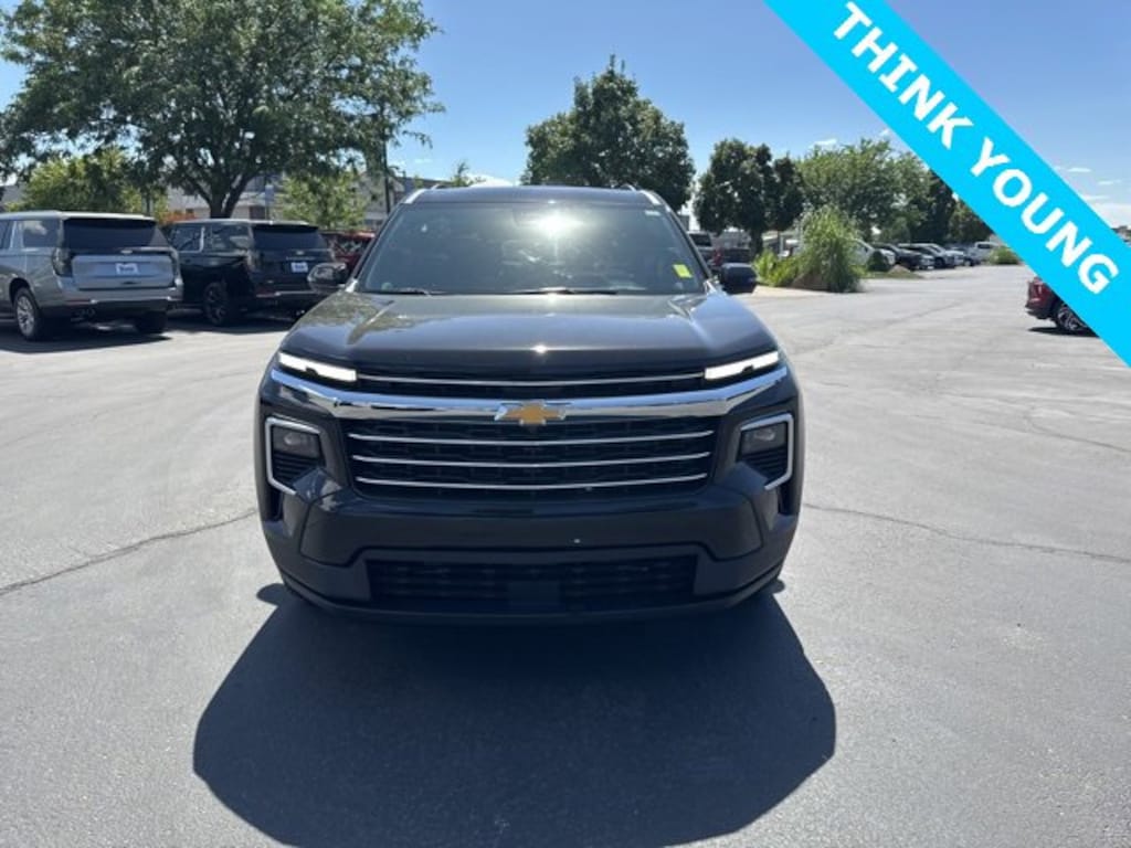 New 2025 Chevrolet Traverse LT SUV